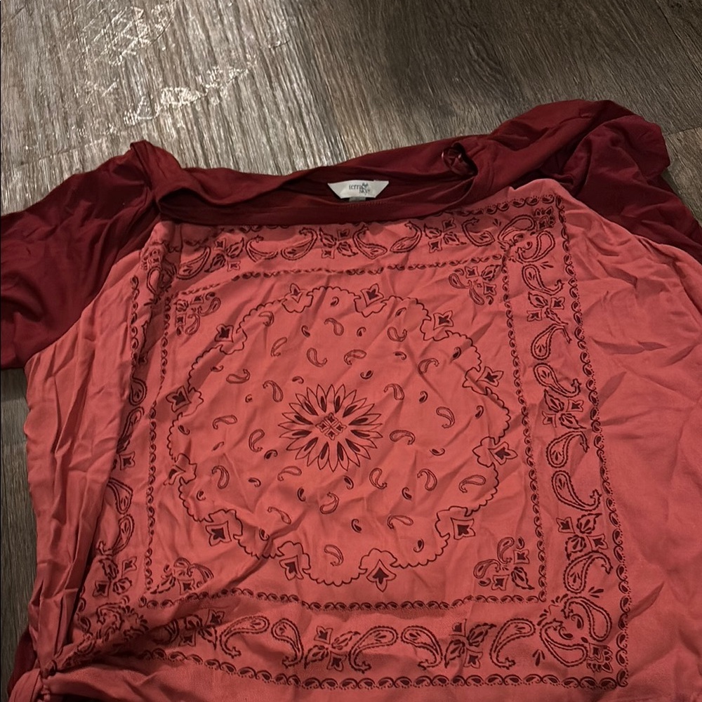 Terra & Sky Red Graphic Short Sleeve T-Shirt